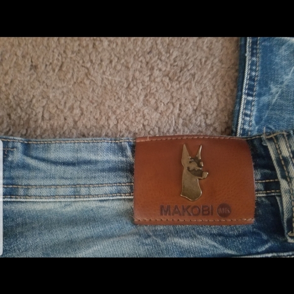 Good jeans for a night out.. - Picture 4 of 6